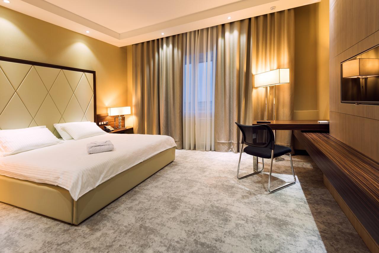 Monte Bianco Hotel & Spa Astana Ngoại thất bức ảnh